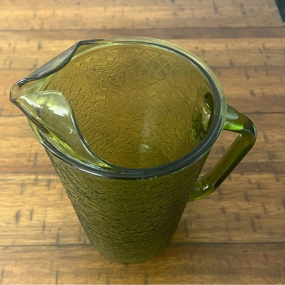 Anchor Hocking Crackle Glass Pitcher - Picture 2 of 4